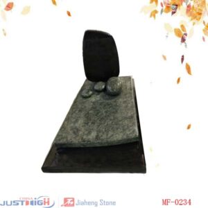 Monument funéraire moderne avec galets