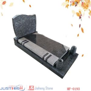 pierre tombale en forme de livre stele Prie Dieu