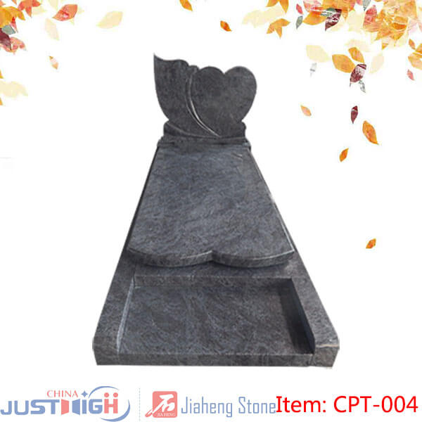 pierre tombale avec un coeur