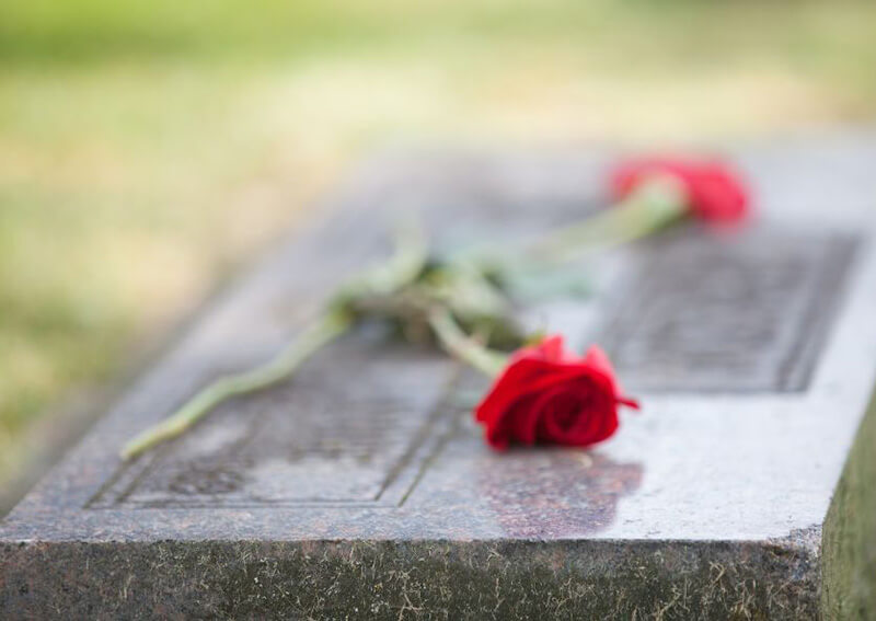 What to write on tombstone in Spanish